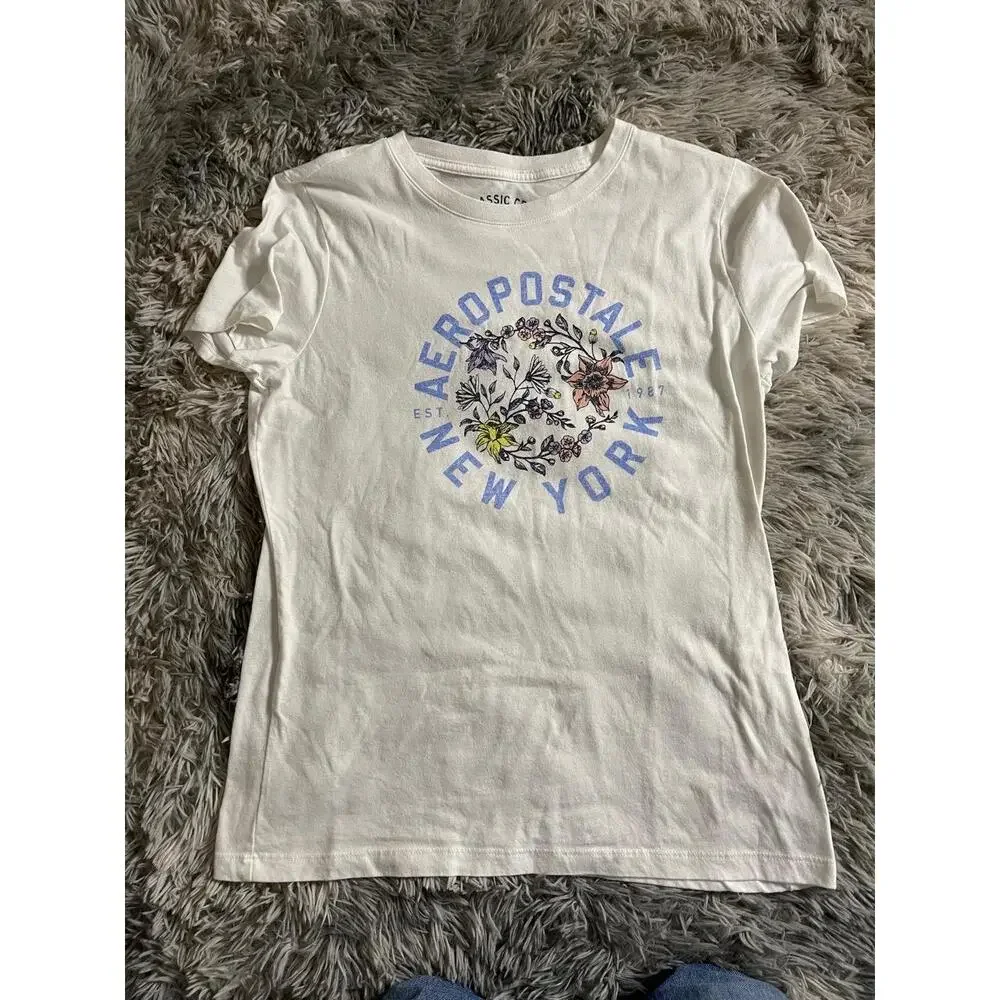 Aeropostale Womens XL White Floral Graphic Crewneck T-Shirt Est 1987 Casual - Picture 1 of 3